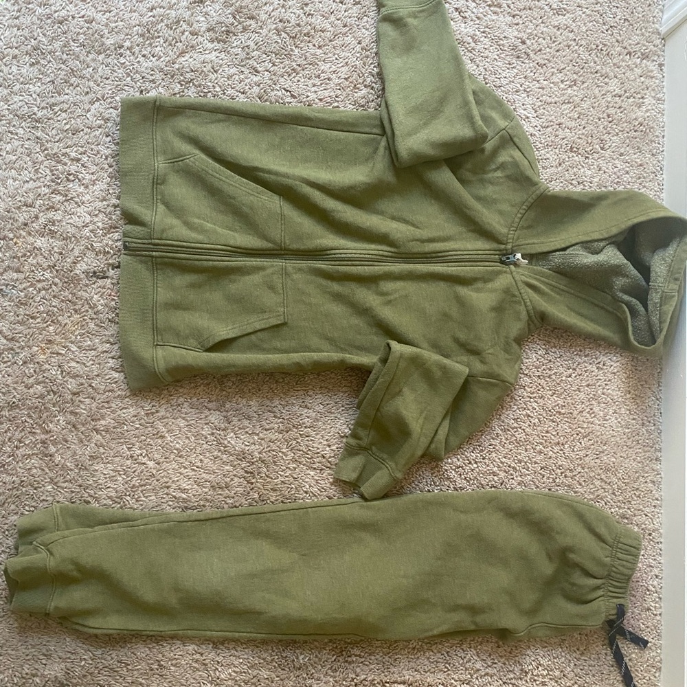 Cat & Jack Green Kids Matching Set